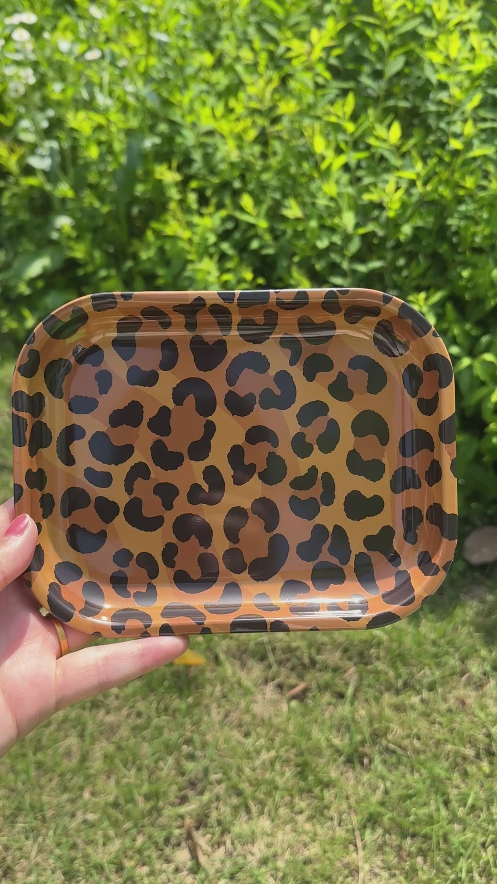 2pcs Wild Elegance Leopard Print Rolling Tray Set